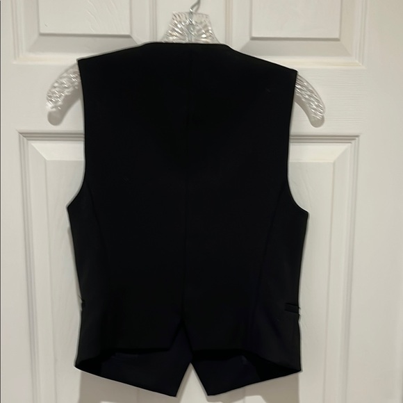 Zara Women's Black Vest - Picture 4 of 5